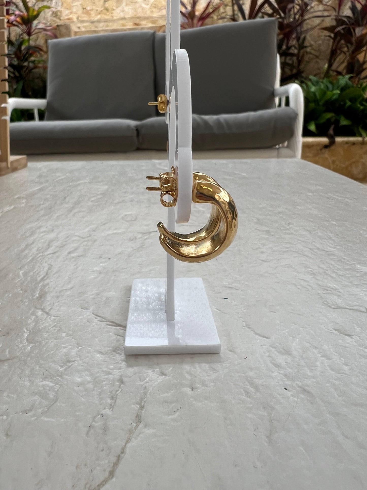 Small Hammered Mate Gold Hoop Earrings