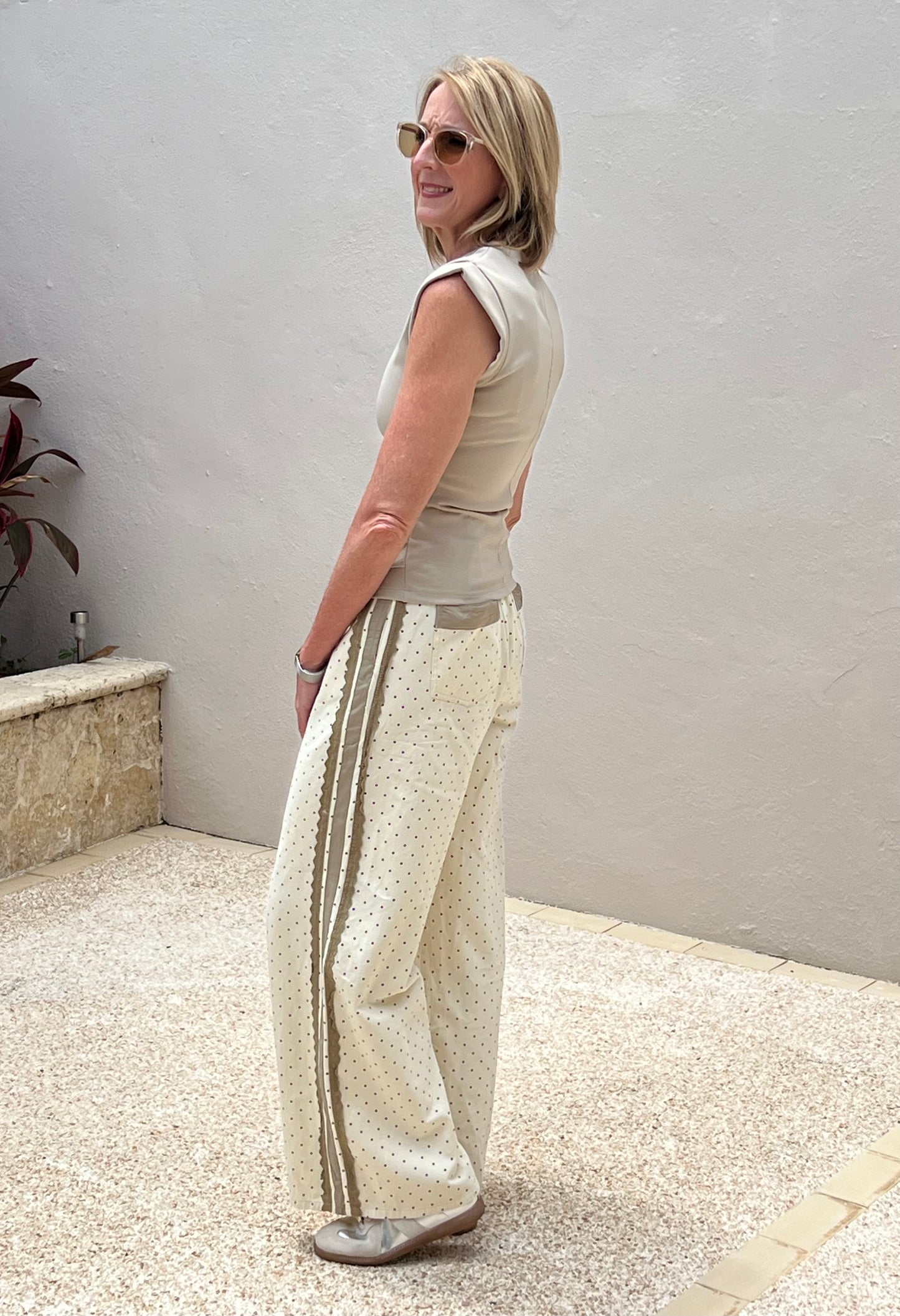 Dots Ivory Jean