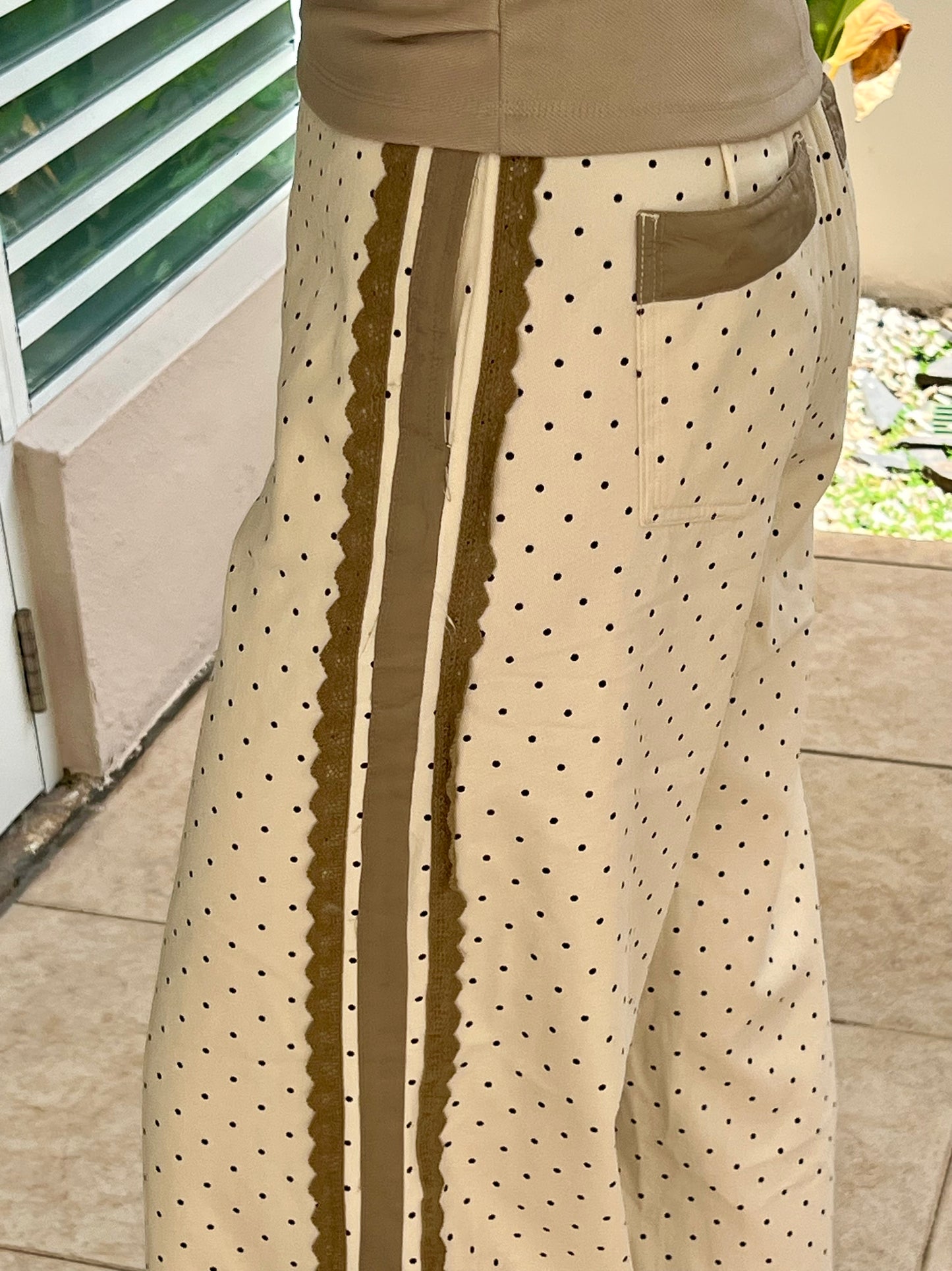Dots Ivory Jean
