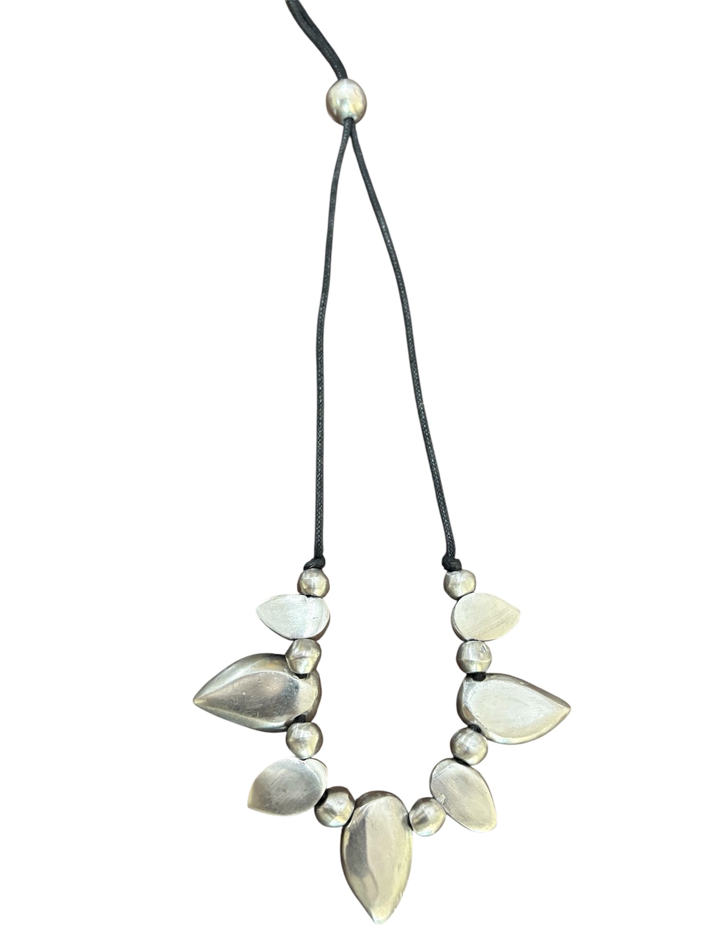 Necklace Leaves and Small Rounds