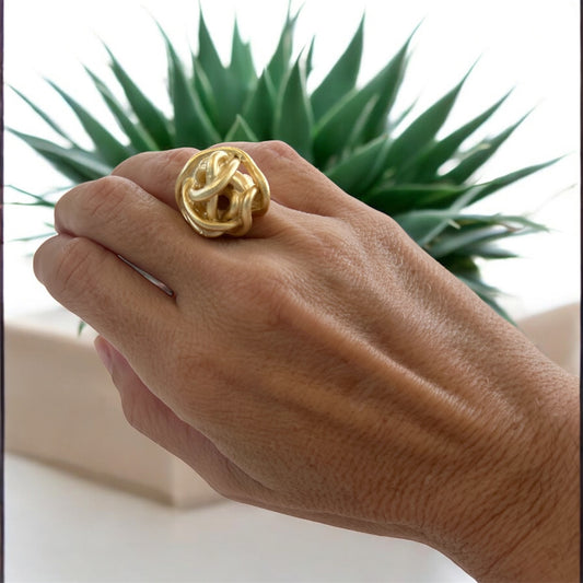 Mate Gold Nest Ring